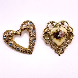Vintage 1928 Brand & Unsigned Gold Tone Heart Pins Brooches - 2